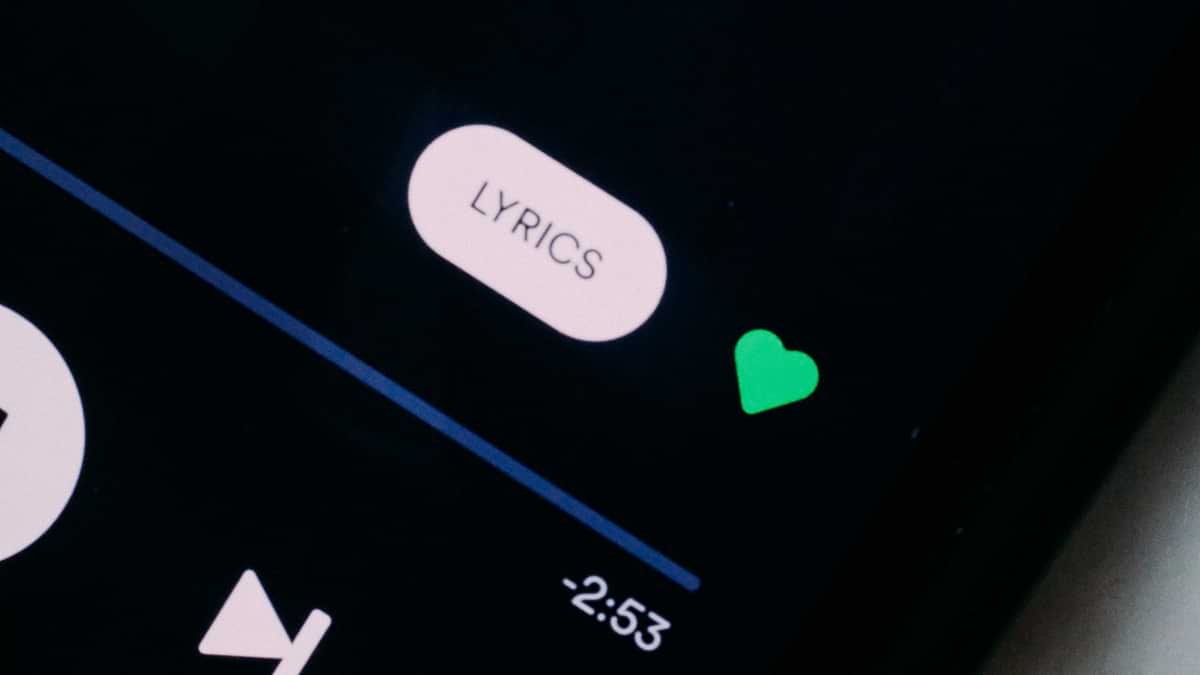 FastLyrics, cerca e scarica testi delle canzoni