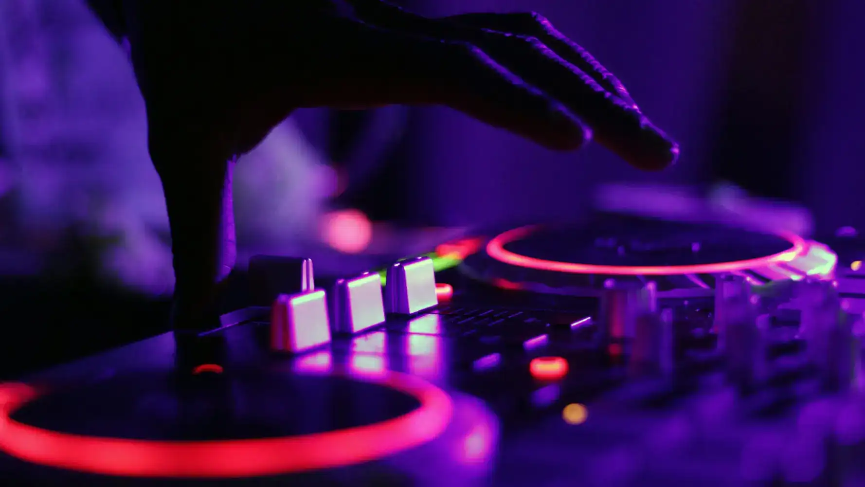 TuneDetectiveX: tieni traccia delle nuove uscite musicali dei tuoi artisti preferiti